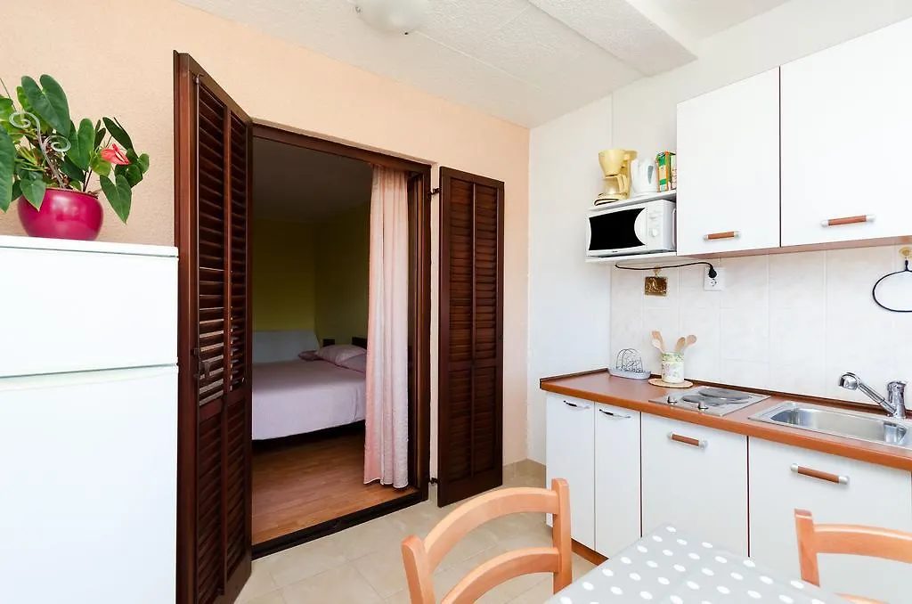 Apartments Elda 0*, Rovinj